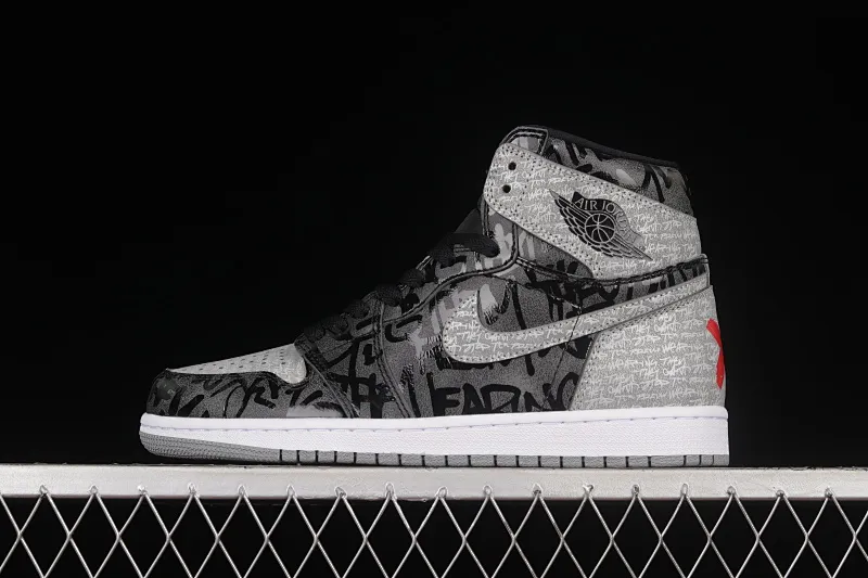 All categories Air Jordan Jordan series basketball shoes Air Jordan 1 High Pure original version Air Jordan 1 High OG "Rebellionaire" AJ1 Joe 1 black and gray banned "Rebelionaire" high-top basketball shoes 555088-036